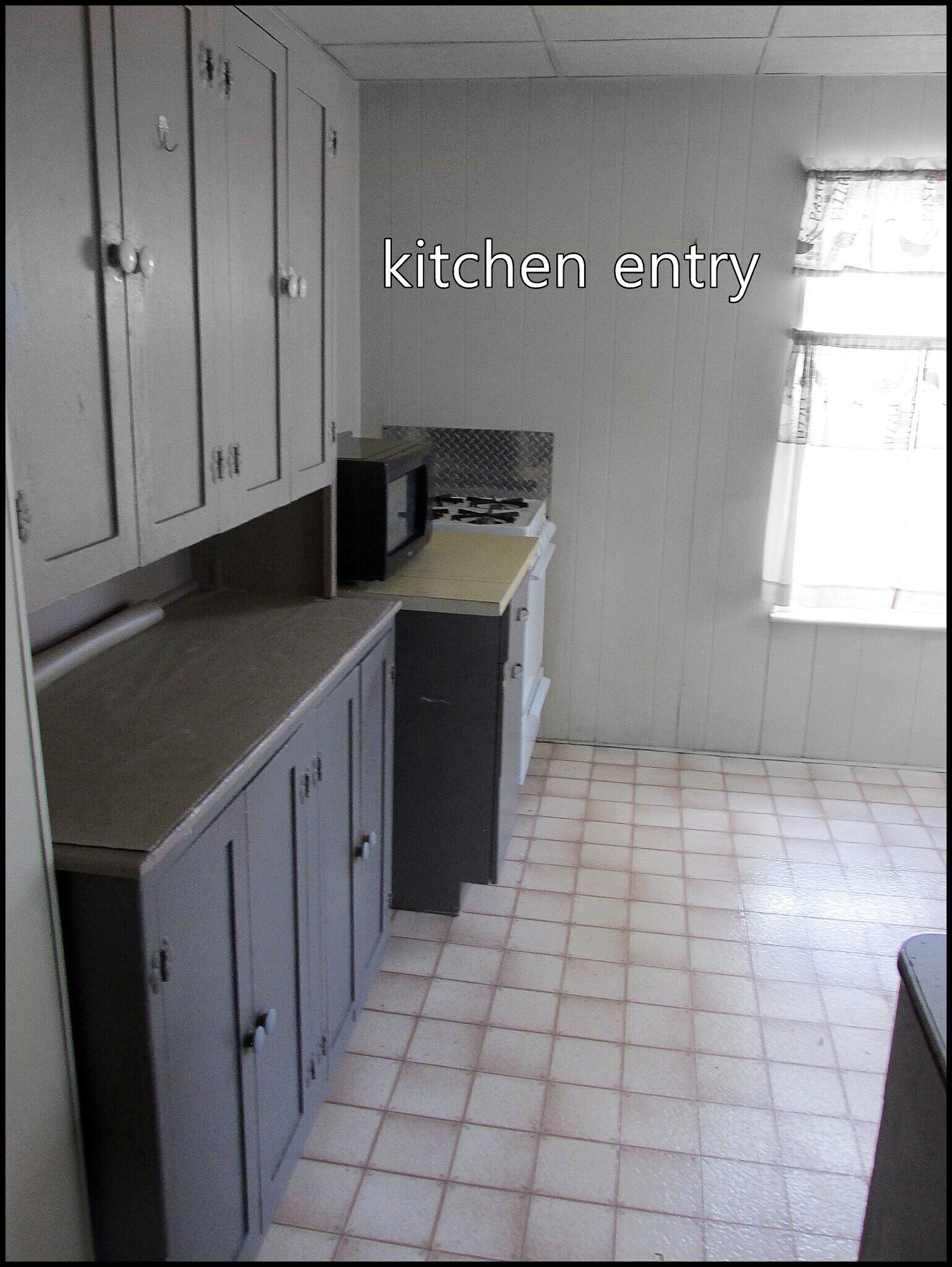 Building Photo - 132 N Winooski Ave