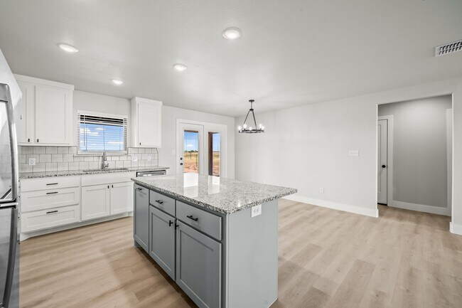 Building Photo - 10625 East C R 7400