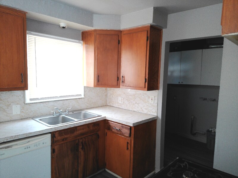 Building Photo - 29743 Birchwood St