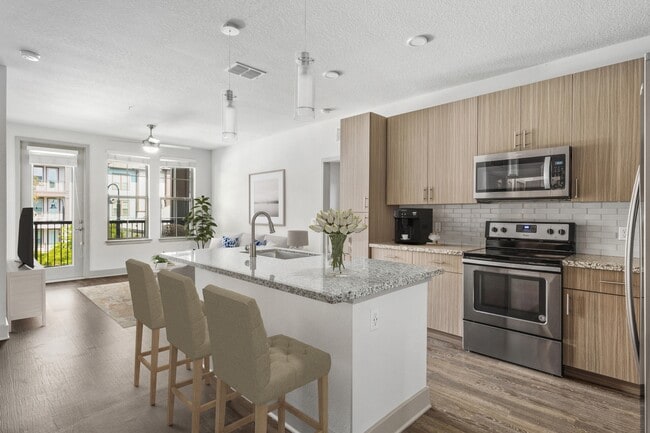 Kitchen - Lantower Grande Flats