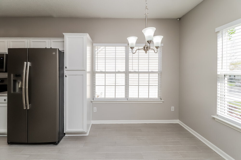 Building Photo - 110 Peterborough Dr