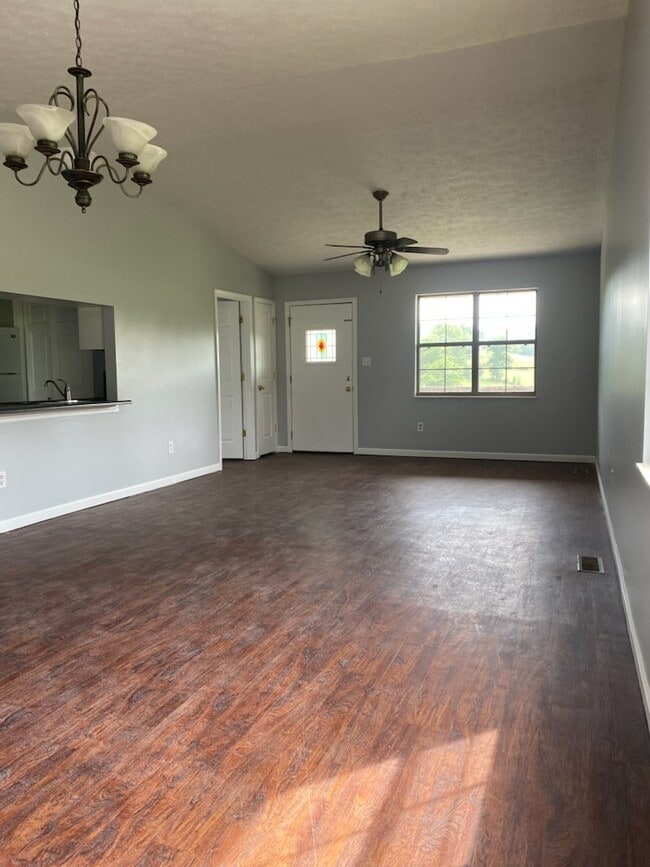 Building Photo - 2022 Kidwell Ridge Rd