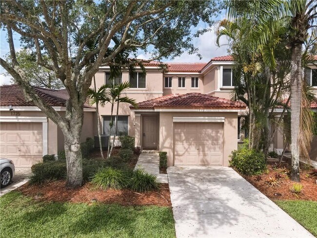 Building Photo - 1723 SW 109th Ter
