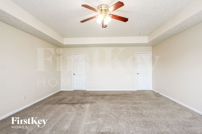 Building Photo - 10920 Middlebrook Ln