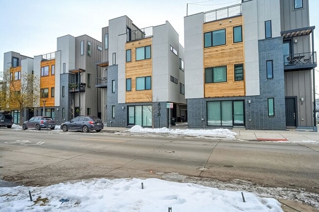 Building Photo - Modern 2-Bedroom Condo in Heart of Tennyso...