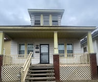 Building Photo - Renovated 3-Bedroom Home – Section 8 Welcome!