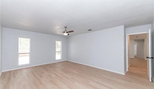 Building Photo - 11359 Spg Crst Dr