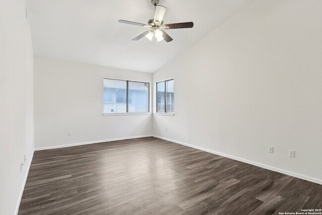 Building Photo - 349 Harmony Ct