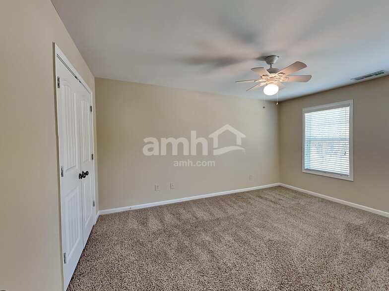 Building Photo - 1152 Thomas Daniel Way