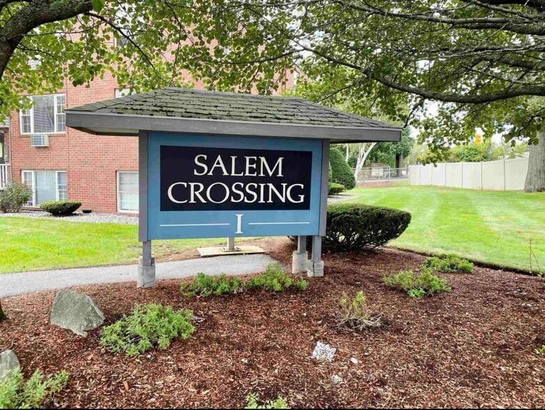 Building Photo - 99 Cluff Rd