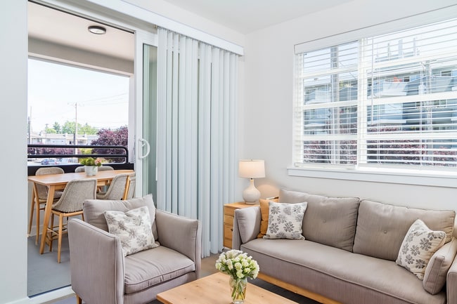 Living Room + Balcony - Flamingo Apartments