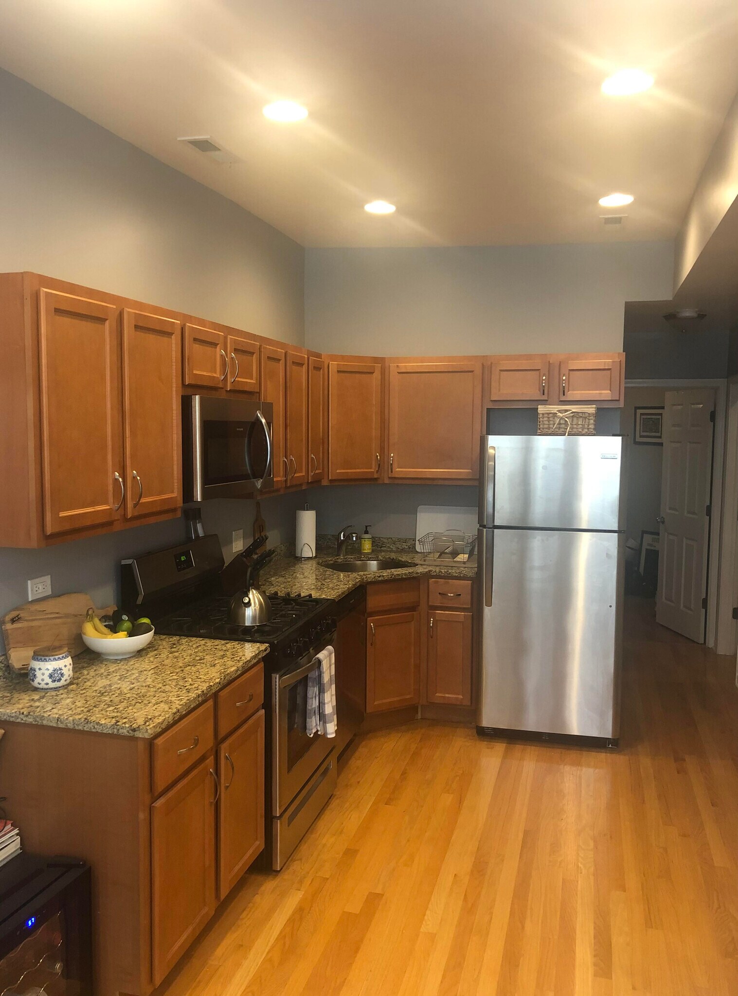 Building Photo - 3633 N Elston Ave