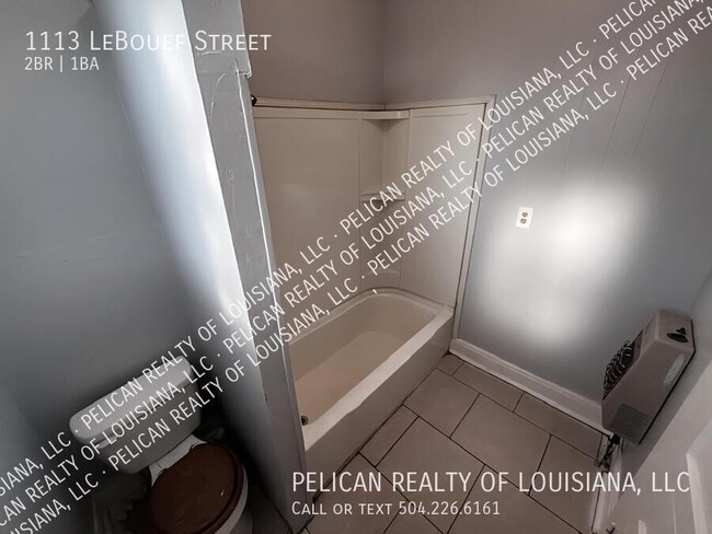 Building Photo - 1113 Leboeuf St