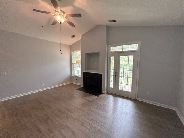 Building Photo - 3010 Winston Dr