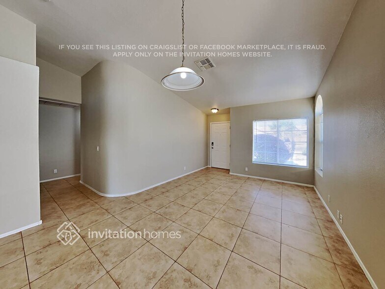 Building Photo - 263 S Jesse St