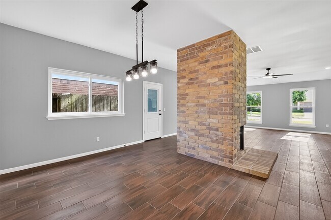 Building Photo - 3238 E Rangecrest Pl