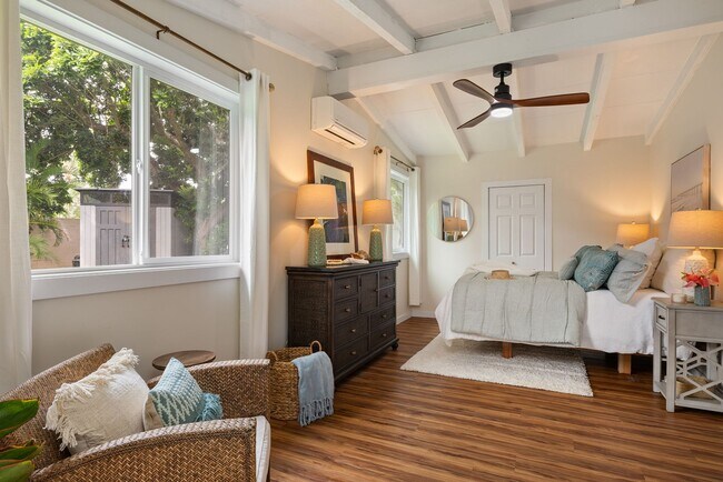 Building Photo - 3BR/3BA Unfurnished Home in Enchanted Lake...