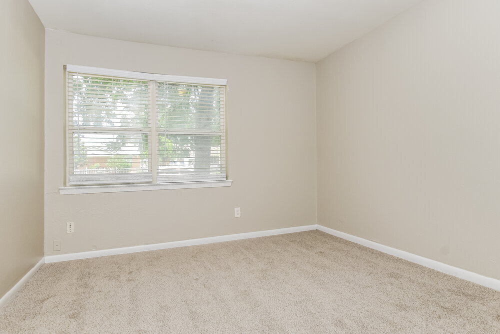 Building Photo - 1513 Delmar Dr