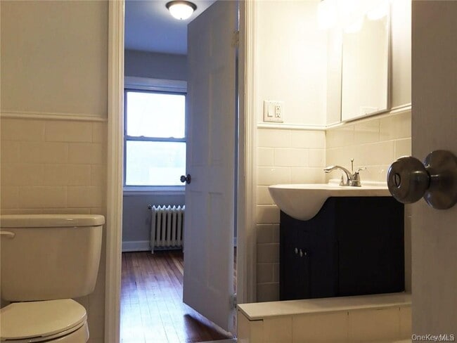 Building Photo - 107 Kensington Rd