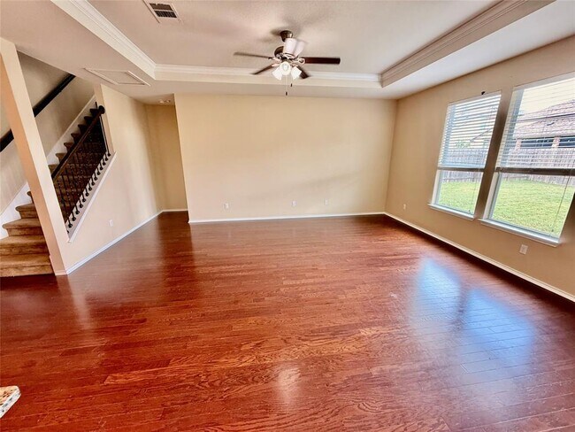 Building Photo - 1223 Daffodil Dr