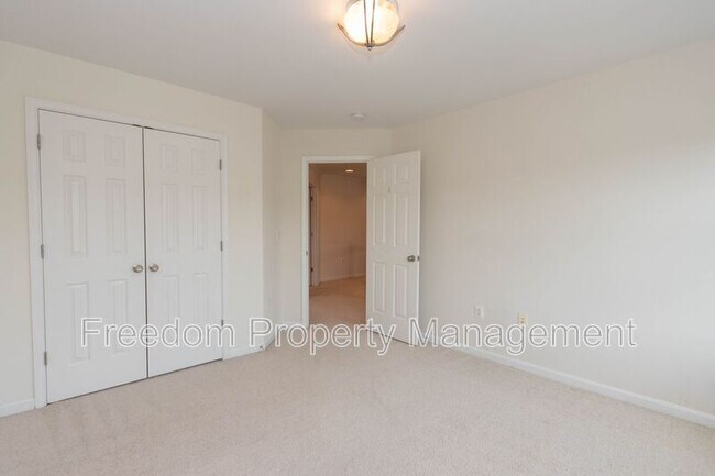 Building Photo - 4100 Presidential Hill Loop