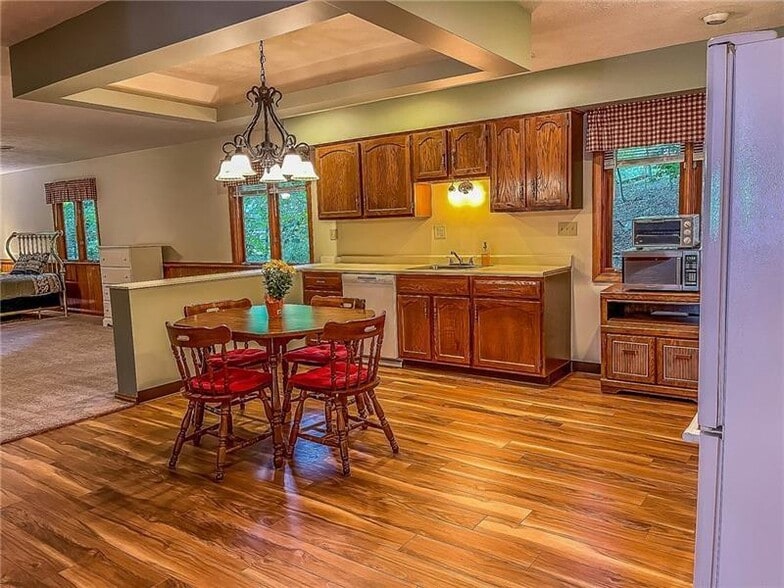 Building Photo - 3166 Babcock Blvd