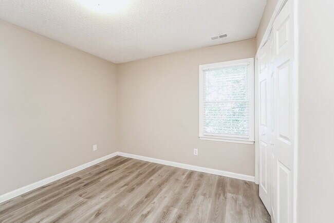 Building Photo - 3226 Burkston Rd