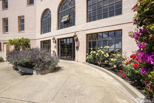 Building Photo - 355 Buena Vista Ave E