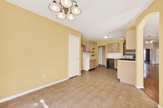 Building Photo - 10619 Goodrum Rd