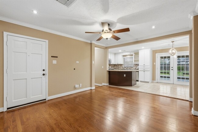 Building Photo - 4406 Marlborough Dr