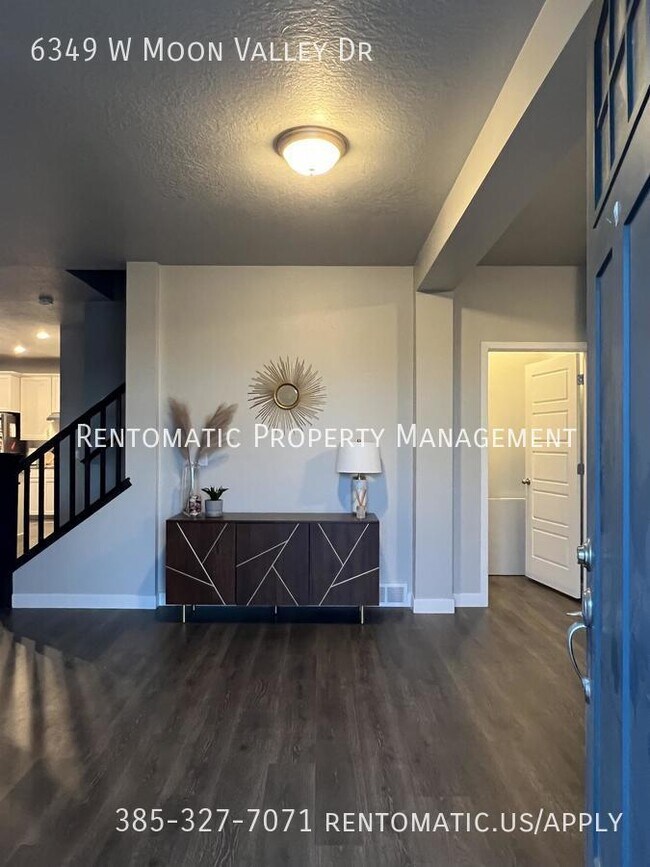 Building Photo - 6349 W Moon Vly Dr