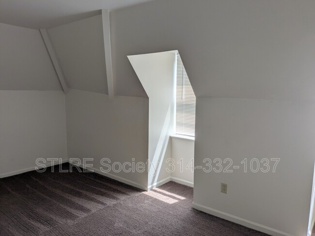 Building Photo - 3308 Shenandoah Ave