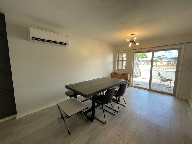 Building Photo - Fully Furnished 3 Bedroom/2.5 Bath Kahoma ...