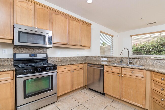 Building Photo - 66168 S Agua Dulce Dr