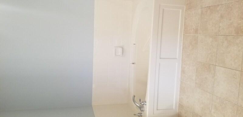 Building Photo - 111 Shinnecock Dr