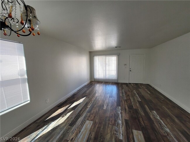 Building Photo - 10799 Flame Vine Ct