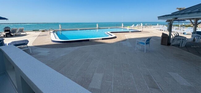 Building Photo - 450 S Gulfview Blvd