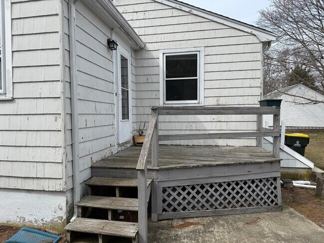 Building Photo - 192 Spring St