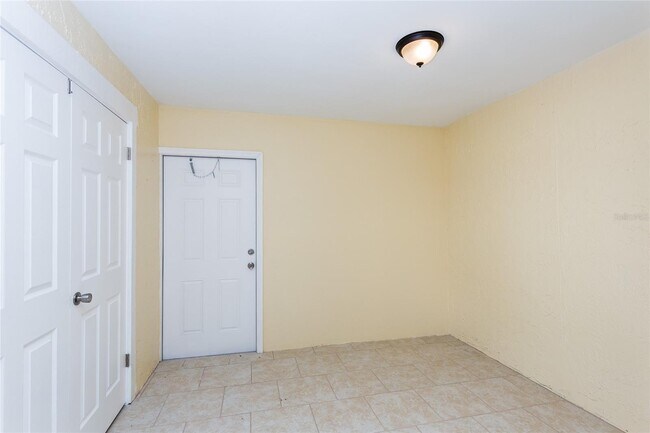 Building Photo - 1022 Jack Calhoun Dr