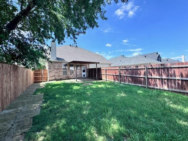 Building Photo - 1525 Fallcreek Ct