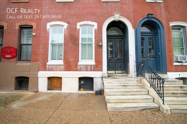 Building Photo - Spring Garden Second Floor One Bedroom Apa...