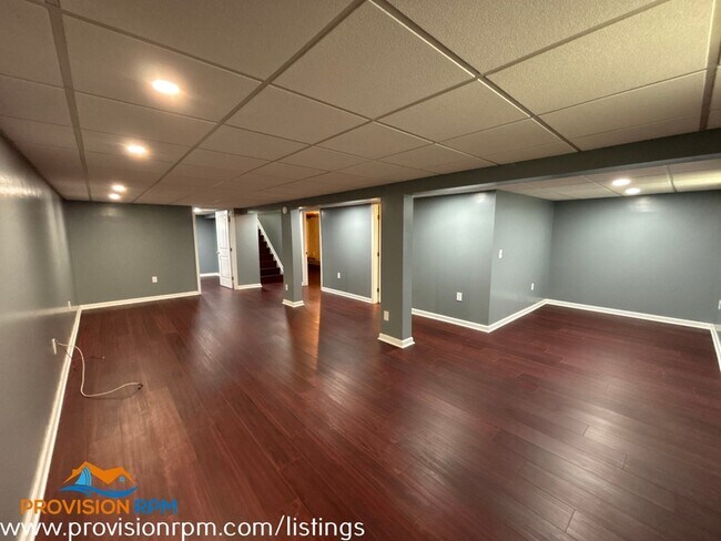 Building Photo - 1410 Evergreen Rd