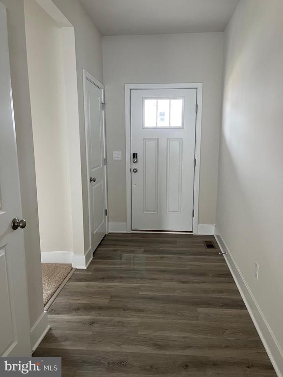 Building Photo - 117 Manasquan Wy