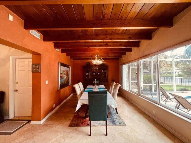 Building Photo - 7834 Edgewater Dr