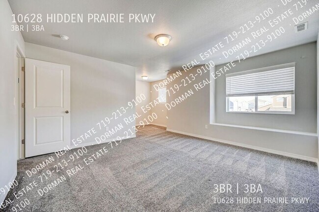 Building Photo - 10628 Hidden Pr Pkwy