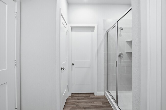 Building Photo - 16994 Pandora Wy