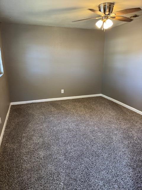 Building Photo - 2710 E 3rd St