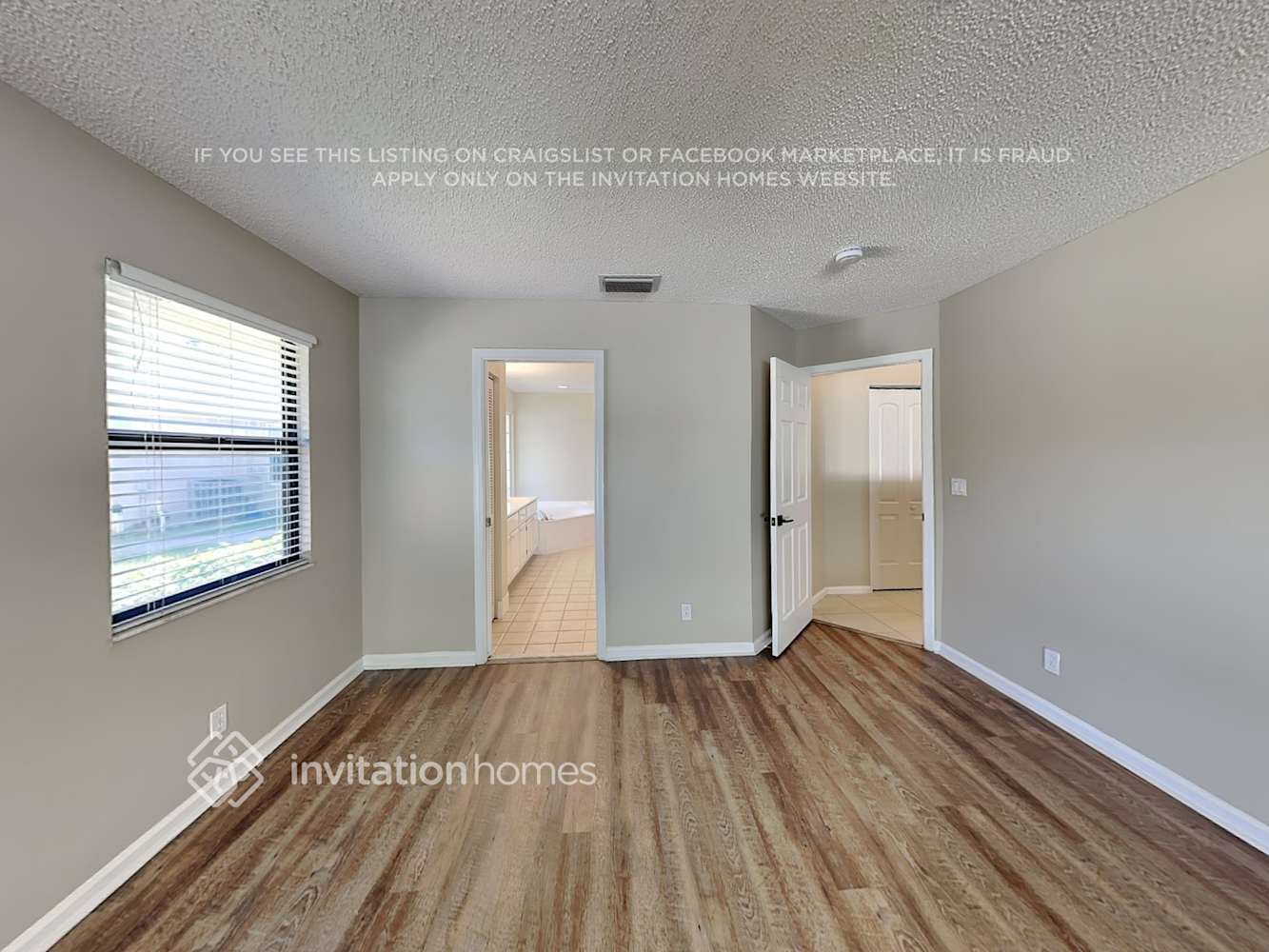 Building Photo - 102 Royal Ct