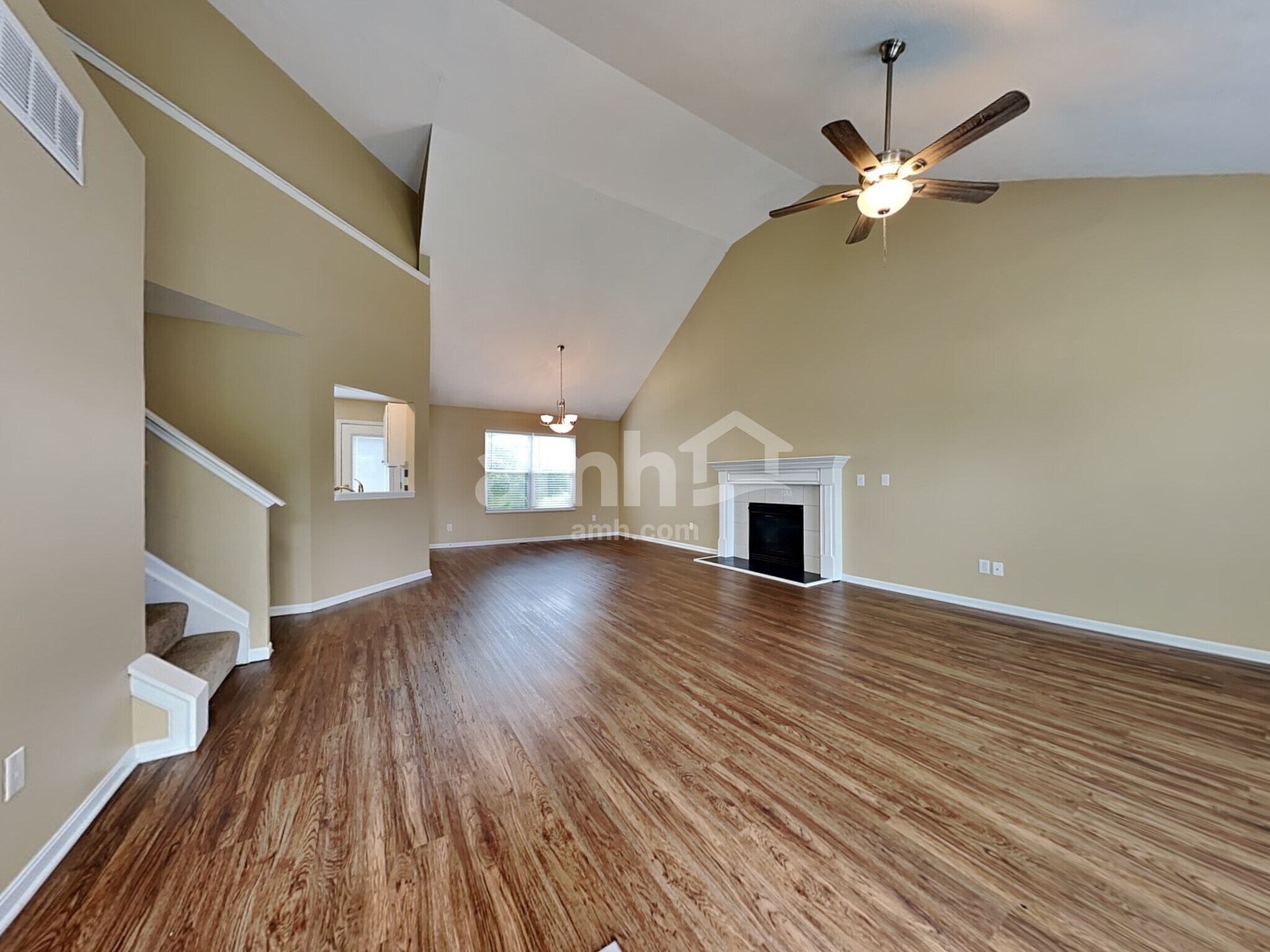 Building Photo - 1810 Wheatfield Way