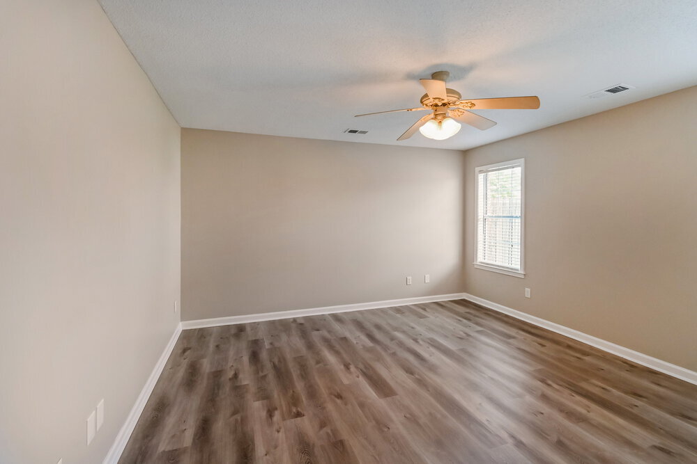 Building Photo - 3123 Quartz Dr